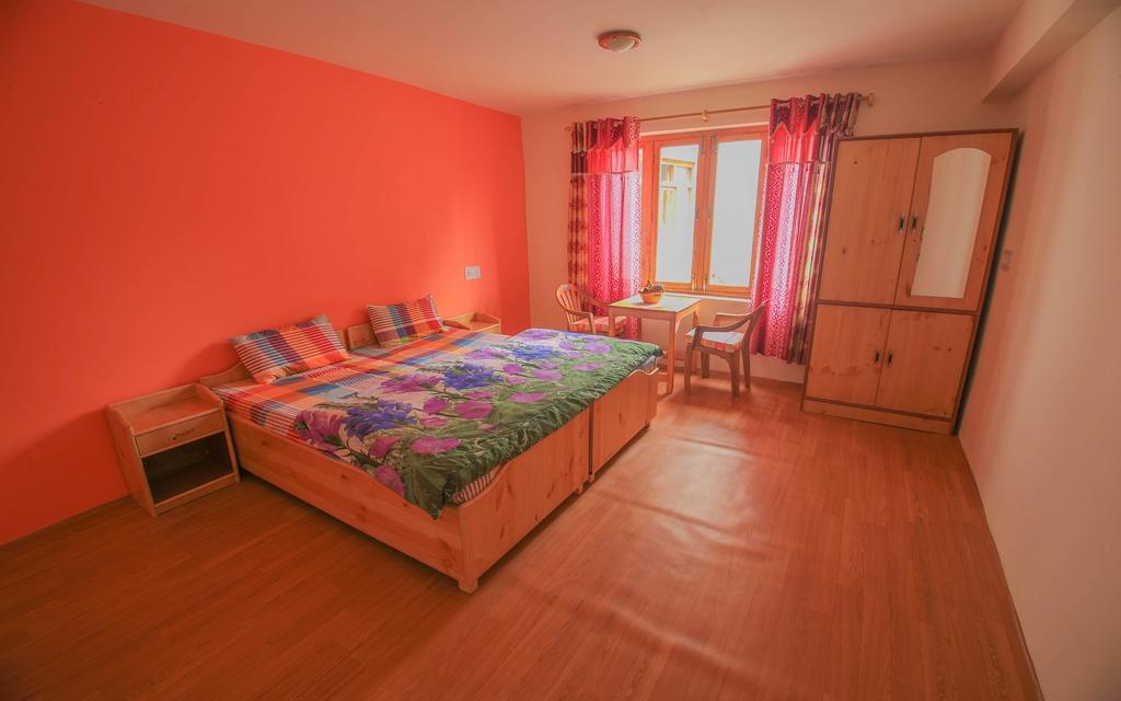 Tsetan Guest House Лех Екстер'єр фото