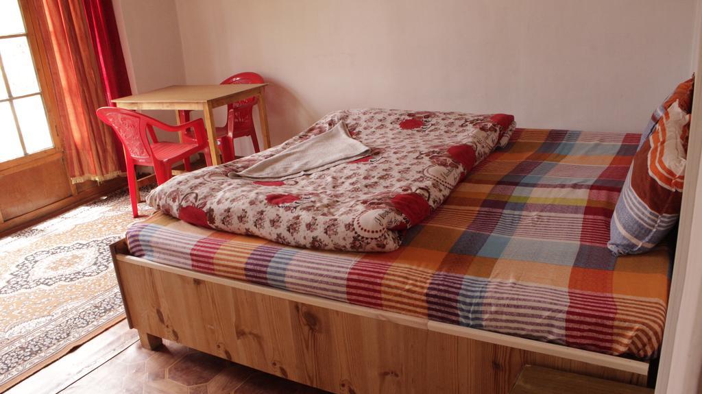 Tsetan Guest House Лех Екстер'єр фото