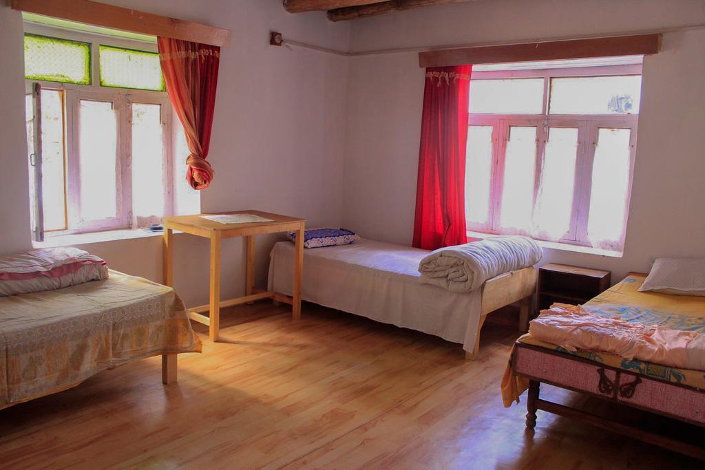 Tsetan Guest House Лех Екстер'єр фото
