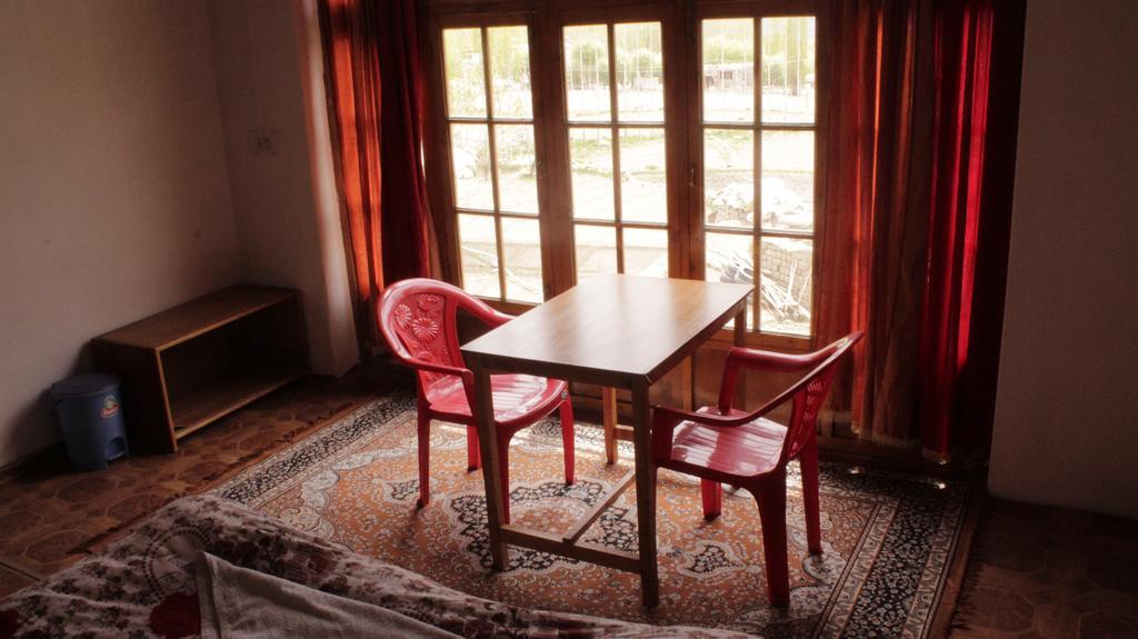 Tsetan Guest House Лех Екстер'єр фото